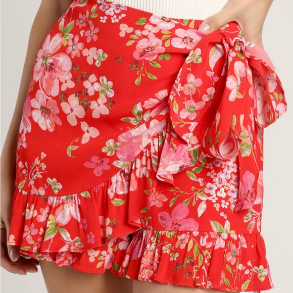 Red Multi Floral Print Ruffled Side-Tie Skort - Picture 2 of 6